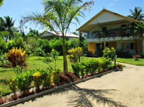 4 bedrooms villa at Foulpointe Madagascar 200 m away from the beach with sea view enclosed garden and wifi